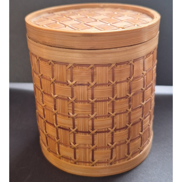 Shanghai Handicrafts Round Bamboo Lidded Basket Jar 3.25" Tall - Picture 1 of 7